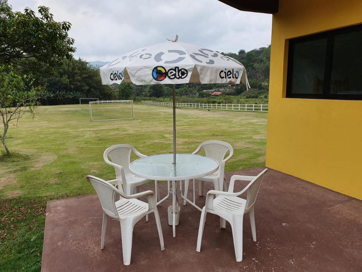 Espaco Casa Na Rocha São José dos Campos Exterior foto